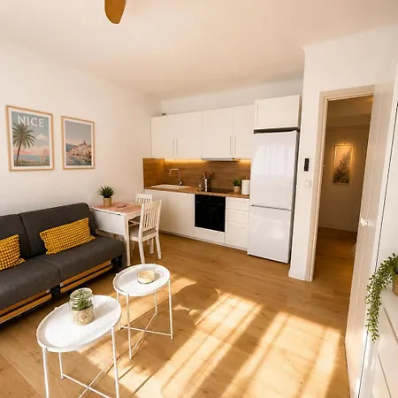 Le Grimaldi Centre De Pietonne Casino Jardins Bioves Ventilateur Plafond Apartment Menton